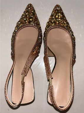 NWOB Embellished Pointed Toe Slingback Heels in Rose Gold size 39